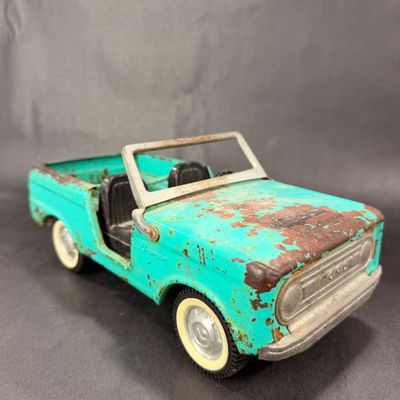 067 | Rusted-Out Teal Bronco | NYLINT