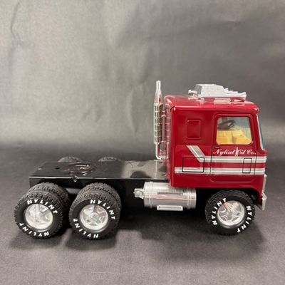 092 | Nylint Oil Company | Tanker Truck