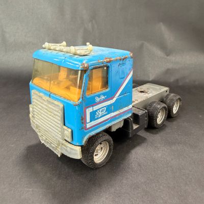 075 | STP Car Hauler | Richard Petty | Ertl