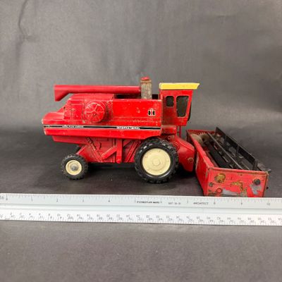 059 | International Axial Flow Combine | ERTL | 1:32