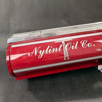 092 | Nylint Oil Company | Tanker Truck