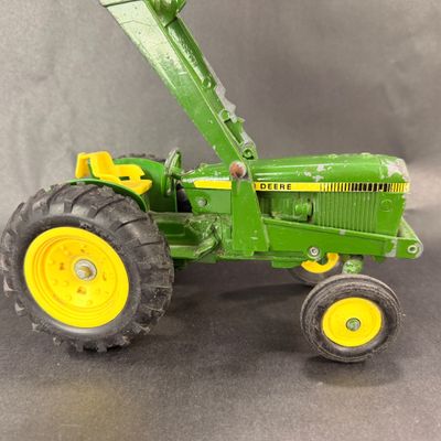 093 | John Deere | Tractor Loader | ERTL