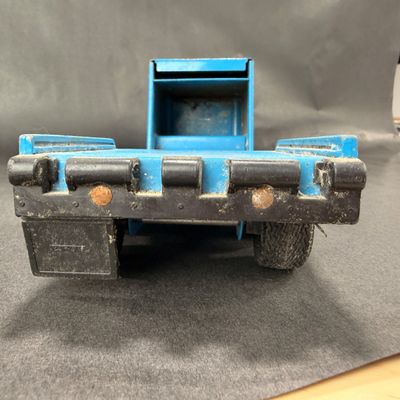 075 | STP Car Hauler | Richard Petty | Ertl