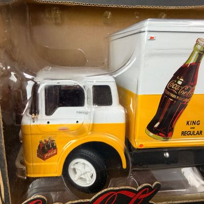 099 | Coca-Cola | 1958 C-800 Delivery Truck | 1:25