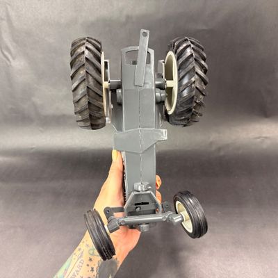 098 | White | American 60 Tractor | Die Cast Model