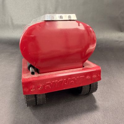 092 | Nylint Oil Company | Tanker Truck