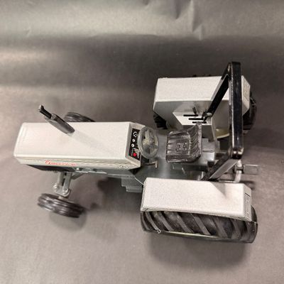 098 | White | American 60 Tractor | Die Cast Model