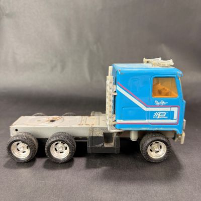 075 | STP Car Hauler | Richard Petty | Ertl