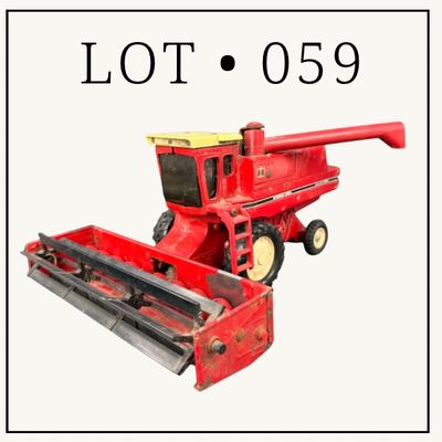 059 | International Axial Flow Combine | ERTL | 1:32