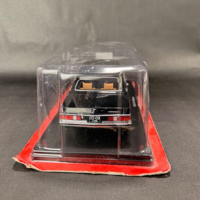 070 | Two Vintage USSR Auto Legends | GAZ-14 & ZIL-117 Limousines