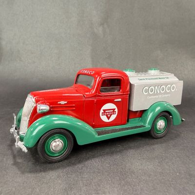 102 | 1937 Chevy Tanker | Liberty Classics Bank