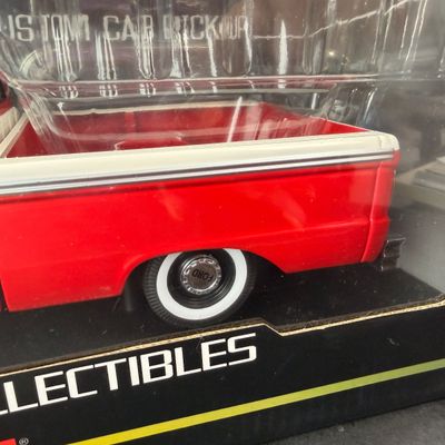073 | 1965 Ford F-100 | American Collectibles | 1:18