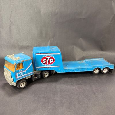 075 | STP Car Hauler | Richard Petty | Ertl