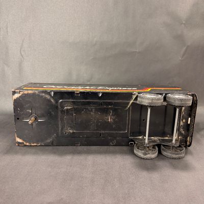061 | Overnight Express Tractor-Trailer | NYLINT