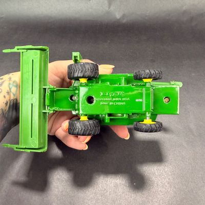 062 | John Deere Axial Flow Combine | ERTL