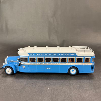 104 | Greyhound Lines | New York Express Replica