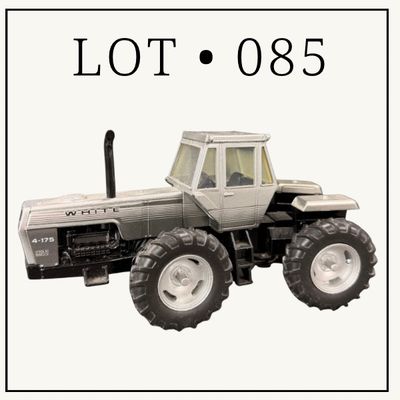085 | White 4-175 Tractor | Field Boss | AGCO Corp.