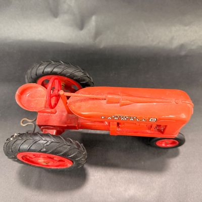 106 | Mc Cormick Farmall | International Harvester Tractor