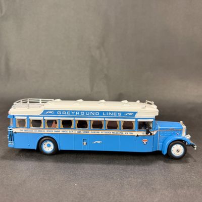 104 | Greyhound Lines | New York Express Replica
