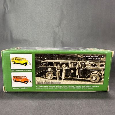 064 | Glacier Park Transport Co. Tour Bus | 1:48