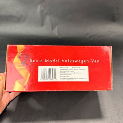 080 | Volkswagen Van | Dayton's Exclusive | 1:24