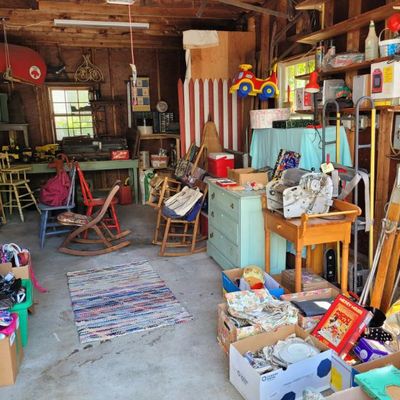 Estate sale photo