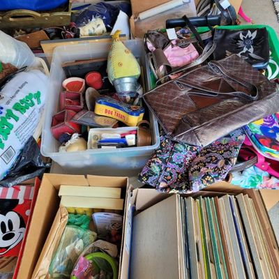 Estate sale photo