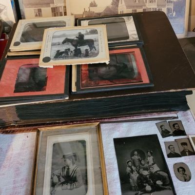 Estate sale photo
