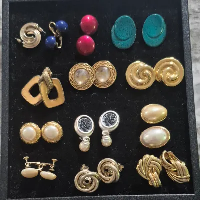 Lot 13 Fashionable Jewelry EARRINGS ~ mostly clip ONS