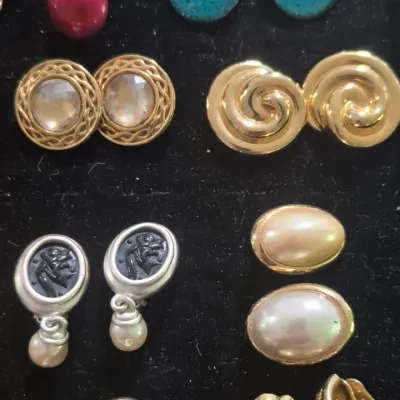 Lot 13 Fashionable Jewelry EARRINGS ~ mostly clip ONS