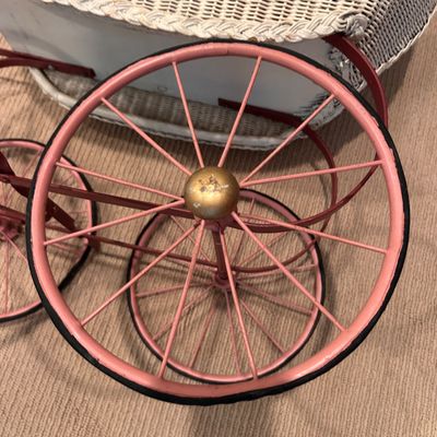 Antique Wicker Baby Doll Carriage