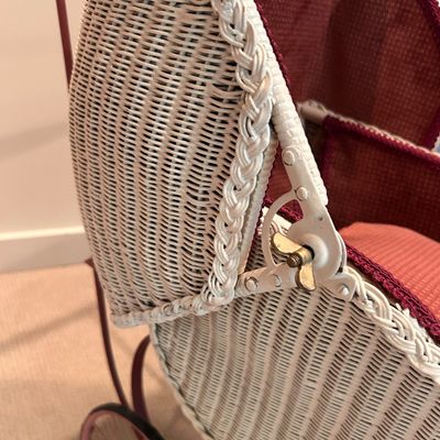 Antique Wicker Baby Doll Carriage