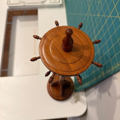 Arrow Gidget I Sewing Table with Olfa Rotary Mat, Ceramic Palette and Brush Holder