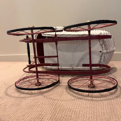 Antique Wicker Baby Doll Carriage