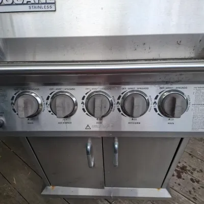 Ducane Propane Grill W/Accessories