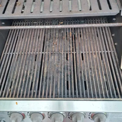 Ducane Propane Grill W/Accessories