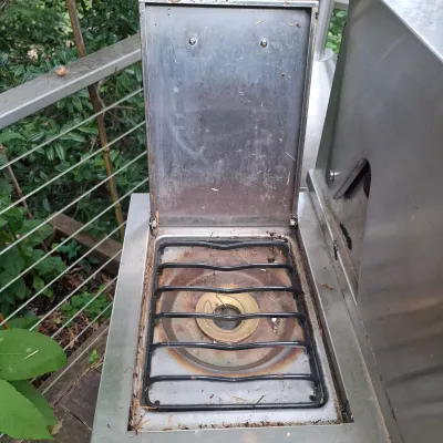 Ducane Propane Grill W/Accessories