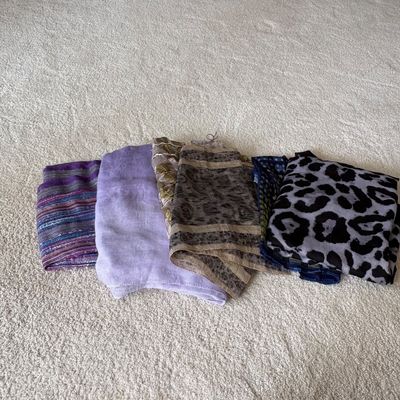Ladies Accessories Incl. Gap, Echo, & More (BMM-SF)