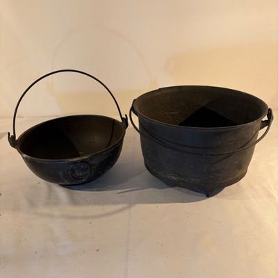 Cast Iron Cauldrons, Irons and Trivets (G-BC)