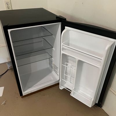 Hisense Mini Fridge (G-KA)