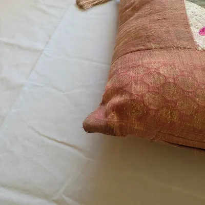Assortment of Eight Decorative Pillows (BR2-JS)