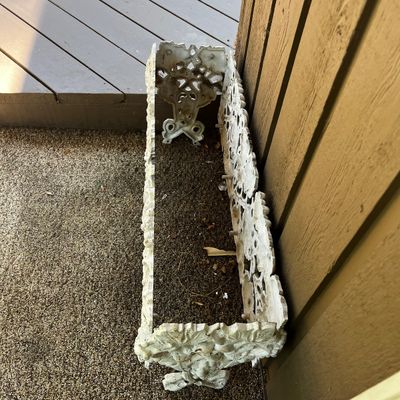 Cast Iron Grapevine Planter Box (BP-KA)