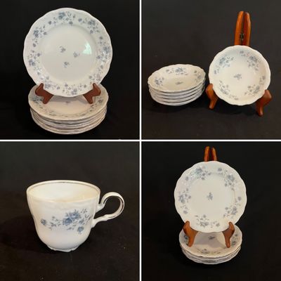 Johann Haviland 25+ Piece "Blue Garland" Set (K-KA)