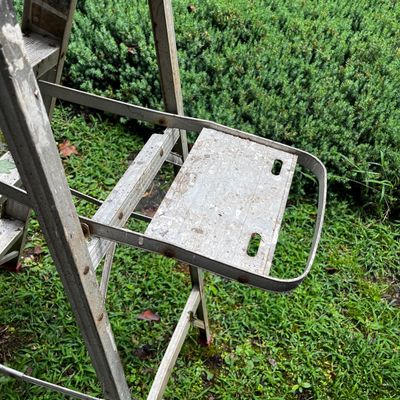 Metal A-Frame & Extension Ladders (S-KA)
