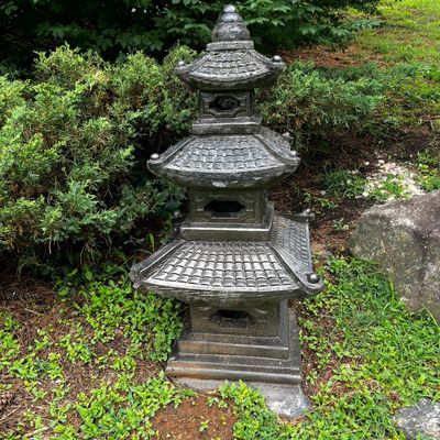 Black Concrete Pagoda Garden Statue (BP-KA)