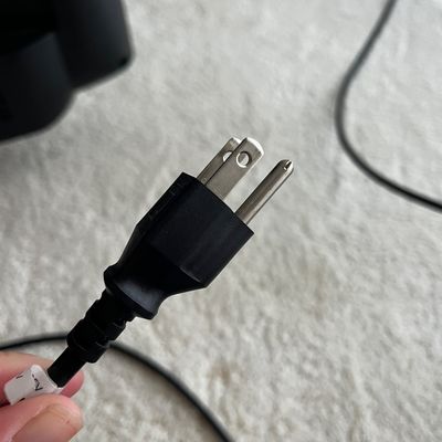 LG 32" HDMI TV (MBB-KA)