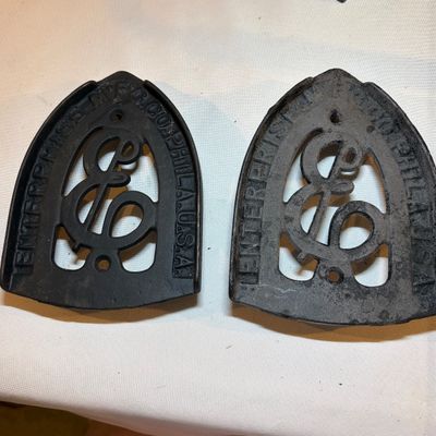 Cast Iron Cauldrons, Irons and Trivets (G-BC)