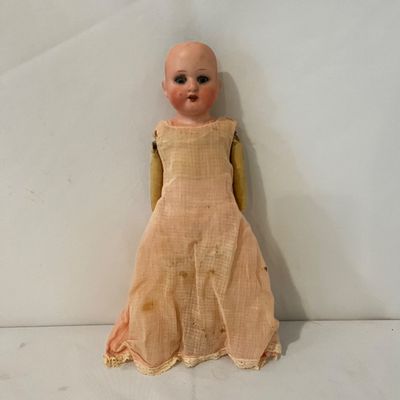 Antique Armaund Marseilles 370 Dolls (K-KA)