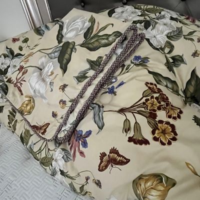 Bloomingdale’s, Williamsburg and More Queen Bedding (GB-BC)