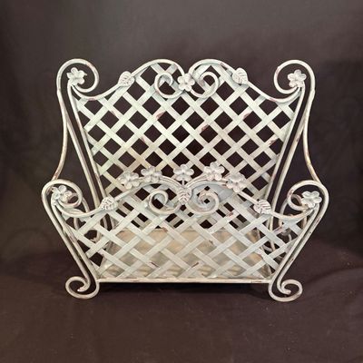 Rustic Garden-Style Decor (D-SF)